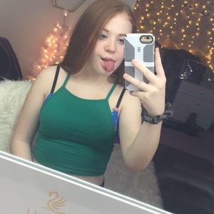 Meet your Posher, Julia